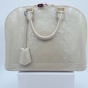 SOLD*** AUTHENTIC LOUIS VUITTON VERNIS ALMA GM FLORENTIN HANDBAG